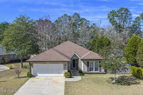 654 Kiko St, Diamondhead, MS 39525