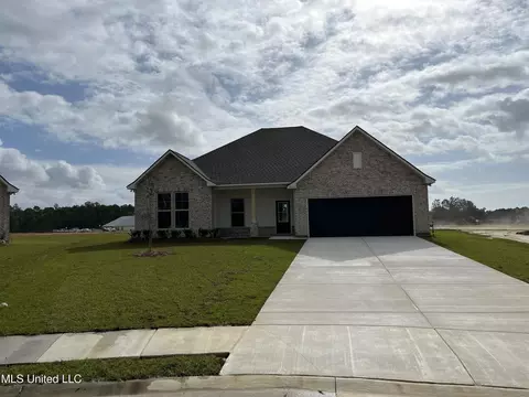 12001 Erik Ct, Ocean Springs, MS 39564