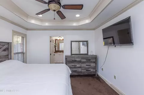 Bedroom - 437 Springhill Pt, Brandon, MS 39047 photo 2 of 6