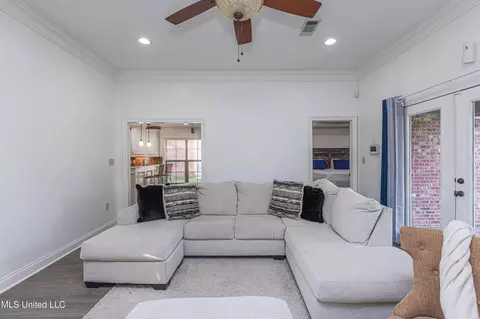 Other - 437 Springhill Pt, Brandon, MS 39047 photo 2 of 7