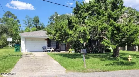 4011 Sierra Dr, Gulfport, MS 39501