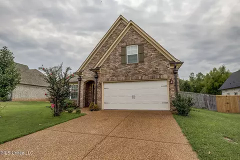 221 Magnolia Gardens Dr, Hernando, MS 38632 photo 3