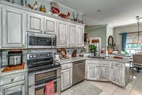 500 Eastside Cv, Brandon, MS 39047 photo 5