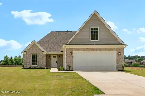 7657 Ridgefield Dr, Horn Lake, MS 38637