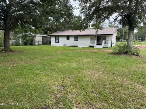 Exterior - 4324 Earl Blvd, Moss Point, MS 39563 photo 1 of 1