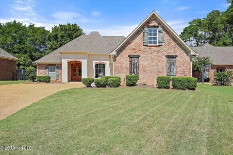307 Lacoste Ct, Brandon, MS 39047
