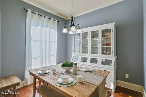 Dining - 511 Will Dr, Brandon, MS 39047 photo 2 of 3