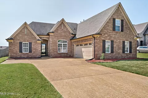 3303 Bedford Cv, Southaven, MS 38672