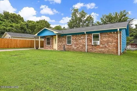 103 Galtney Dr, Vicksburg, MS 39183