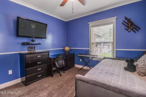 Bedroom - 311 Goose Pointe Blvd, Biloxi, MS 39531 photo 4 of 8