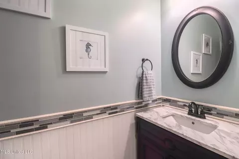 Bath - 311 Goose Pointe Blvd, Biloxi, MS 39531 photo 1 of 3