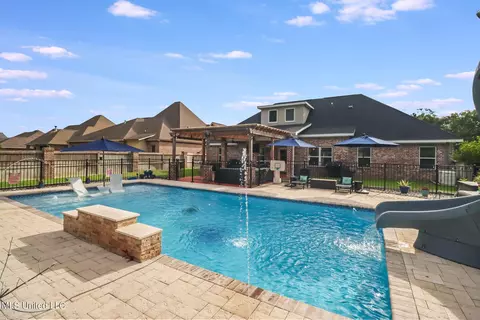 Exterior - 311 Goose Pointe Blvd, Biloxi, MS 39531 photo 8 of 11