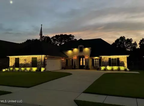 Exterior - 311 Goose Pointe Blvd, Biloxi, MS 39531 photo 3 of 11