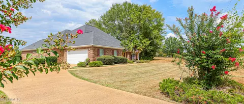 Exterior - 144 Inez Ownes Dr, Byram, MS 39272 photo 4 of 5