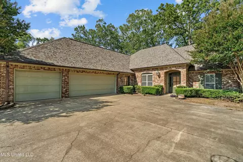 Exterior - 114 Persimmon Pl, Madison, MS 39110 photo 1 of 4