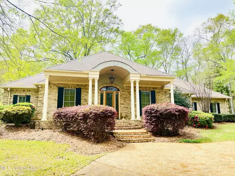 111 Magnolia Springs Blvd, Florence, MS 39073