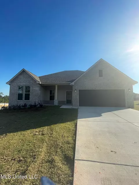 15497 Vick Rd, Gulfport, MS 39503