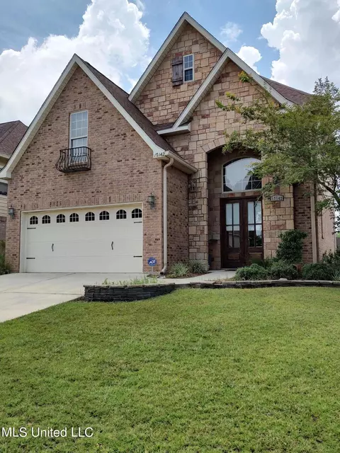 17142 Palm Ridge Dr, D'iberville, MS 39540