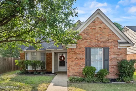 5447 Remington Cv, Southaven, MS 38671