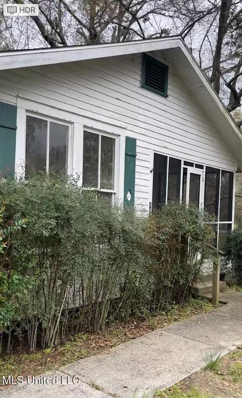 1203 Seventh St, Long Beach, MS 39560