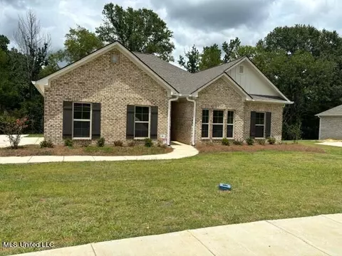 237 Copper Creek Dr, Clinton, MS 39056