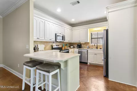 Kitchen - 653 Westhill Rd, Brandon, MS 39042 photo 1 of 4