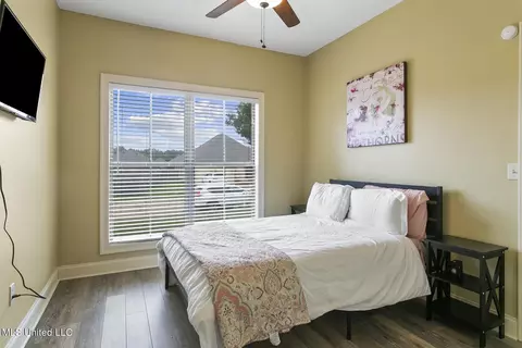 Bedroom - 653 Westhill Rd, Brandon, MS 39042 photo 3 of 3