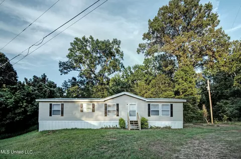 793 Graball Freerun Rd, Yazoo City, MS 39194