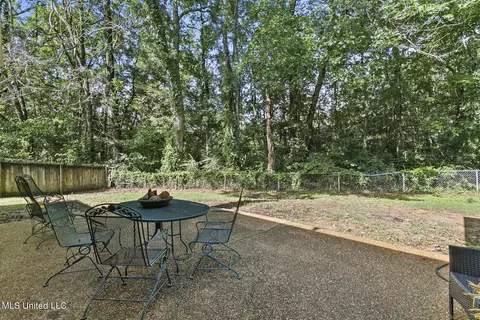 Exterior - 1136 Ellington Ct, Brandon, MS 39042 photo 4 of 4