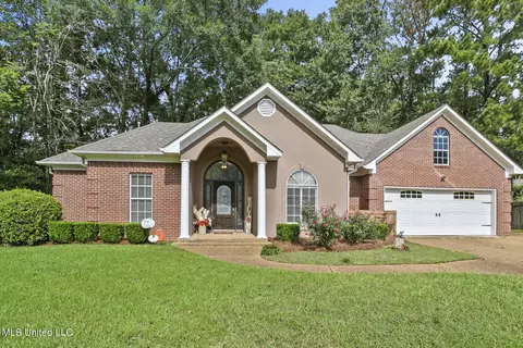 Exterior - 1136 Ellington Ct, Brandon, MS 39042 photo 1 of 4