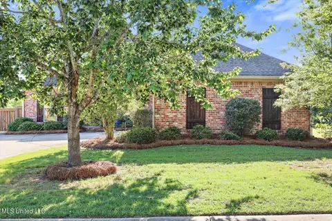 112 Kenzie Dr, Madison, MS 39110