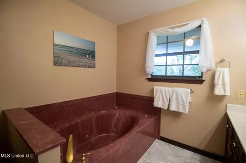 Bath - 20162 Lovers Ln, Long Beach, MS 39560 photo 3 of 8