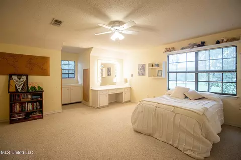 Bedroom - 20162 Lovers Ln, Long Beach, MS 39560 photo 6 of 7