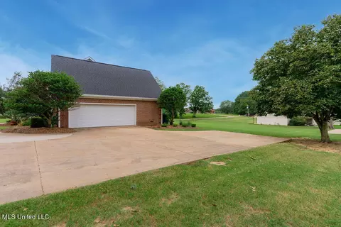 Exterior - 105 Third St, Flora, MS 39071 photo 3 of 27