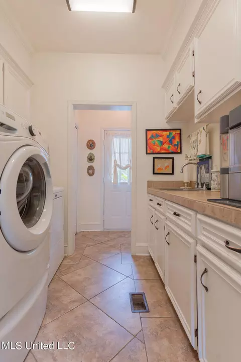 Other - 105 Third St, Flora, MS 39071 photo 7 of 12