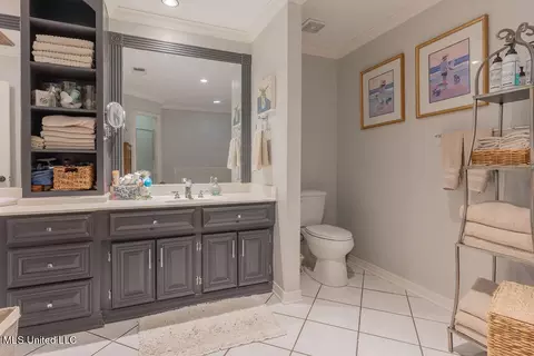 Bath - 105 Third St, Flora, MS 39071 photo 7 of 17