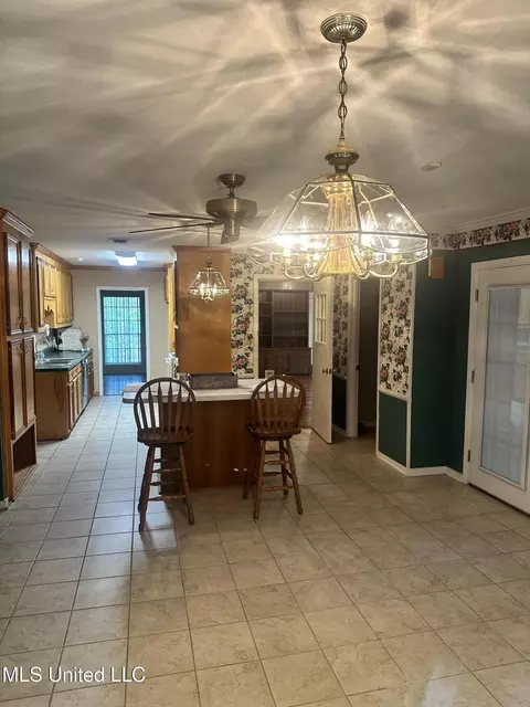 Kitchen - 231 Zelma Ln, Florence, MS 39073 photo 2 of 2