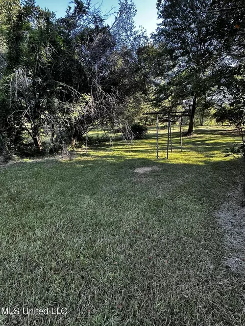 Exterior - 231 Zelma Ln, Florence, MS 39073 photo 7 of 12