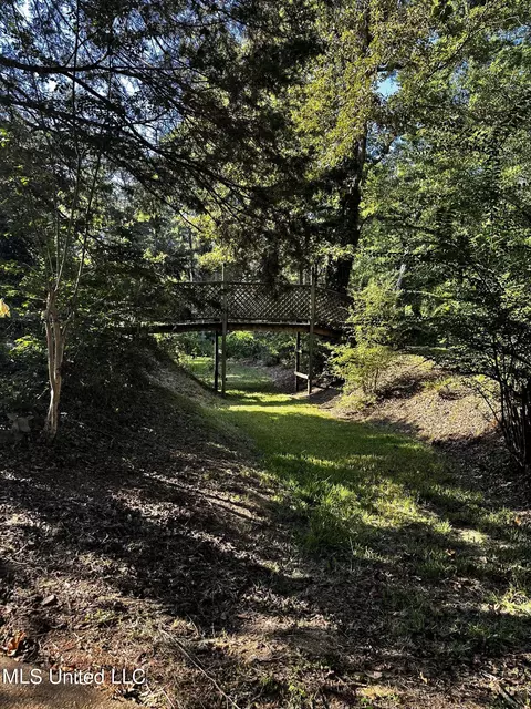 Exterior - 231 Zelma Ln, Florence, MS 39073 photo 9 of 12