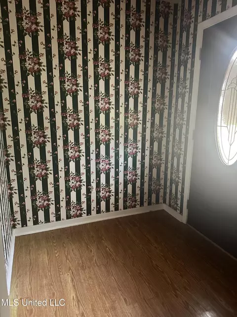 Entry Way - 231 Zelma Ln, Florence, MS 39073 photo 1 of 1