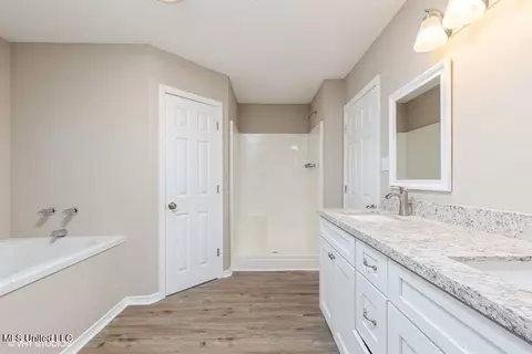 377 Pecan Cir, State Line, MS 39362 photo 14