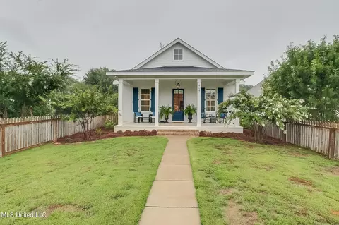 404 2nd St, Gulfport, MS 39507