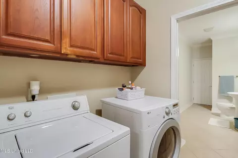209 E 3rd St, Long Beach, MS 39560 photo 20