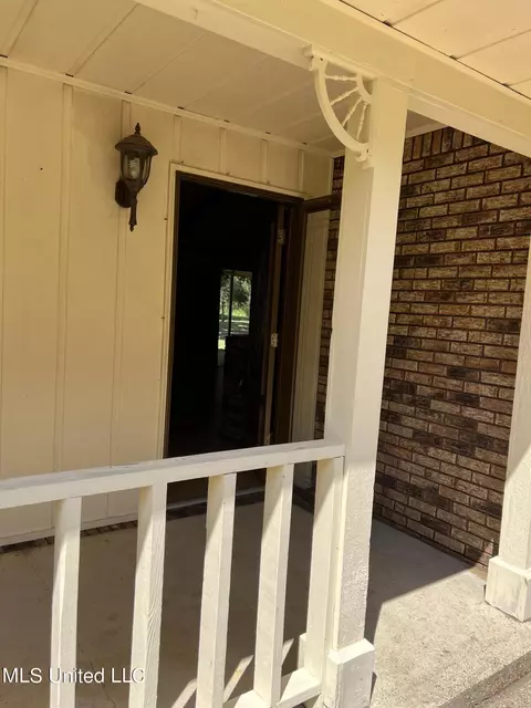 19452 Bell Ln, Saucier, MS 39574 photo 3