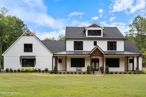 6980 Vaiden Rd, Hernando, MS 38632
