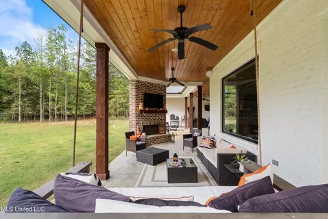 Exterior - 6980 Vaiden Rd, Hernando, MS 38632 photo 11 of 16