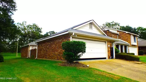 318 Wild Cedar Pl, Brandon, MS 39042 photo 2