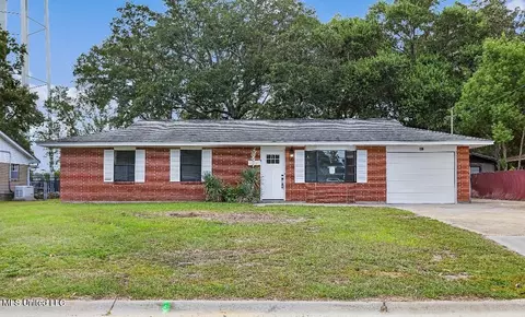401 John Adams Dr, Biloxi, MS 39531
