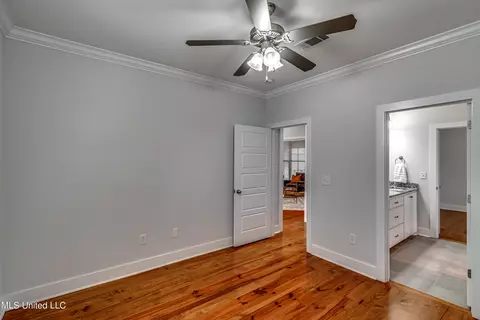 Bedroom - 400 Brazos Dr, Brandon, MS 39047 photo 3 of 6