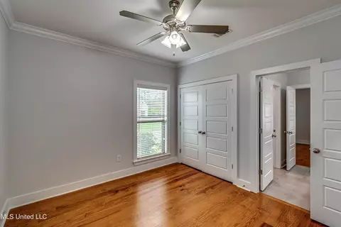 Bedroom - 400 Brazos Dr, Brandon, MS 39047 photo 4 of 6